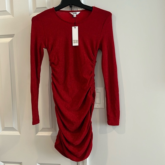 BB Dakota by Steve Madden Dresses & Skirts - NWT BB Dakota X Steve Madden Crush Bodycon Sheath Red Long Sleeve Dress